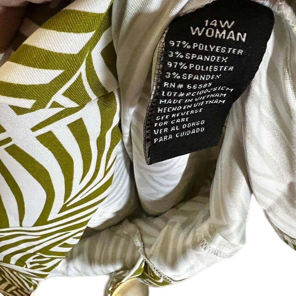 Perceptions Woman Dress - Picture 5 of 6